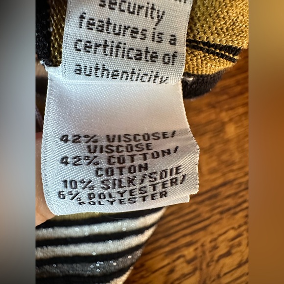 Diane vonFurstenberg Metallic Knit Top - Picture 5 of 6